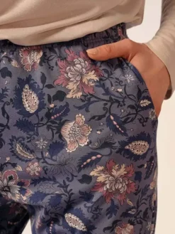 Hose 7/8 - hautnah Night Basic Selection