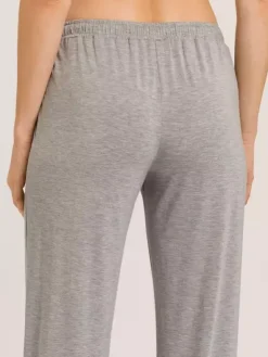 Hose lang - Natural Elegance