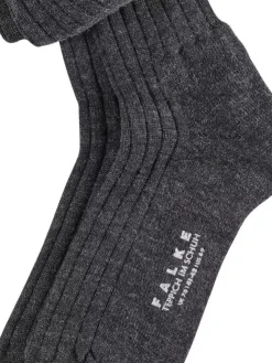 Kniestrumpf - Teppich im Schuh