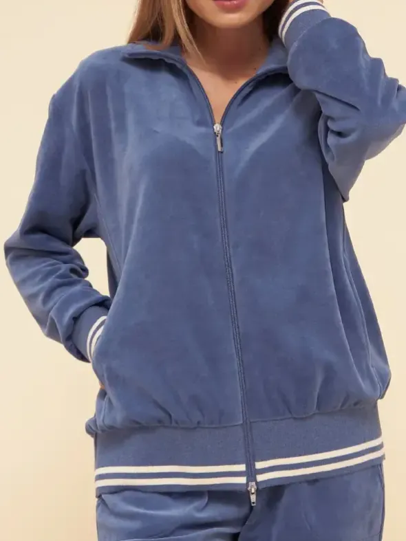 Nicki Hausanzug - New Romance