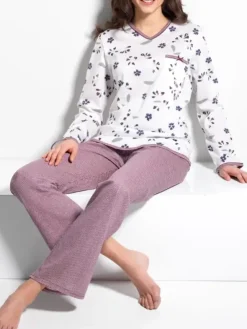 Pyjama - Night & Home