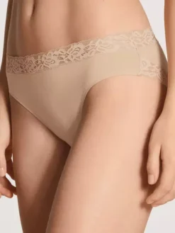 Slip - Natural Comfort Lace