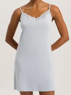 Spaghettidress - Natural Elegance