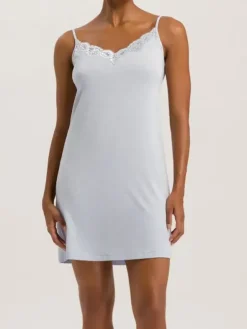 Spaghettidress - Natural Elegance