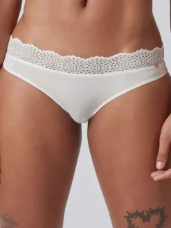 Rio Slip - Bamboo Lace