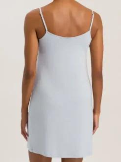 Spaghettidress - Natural Elegance