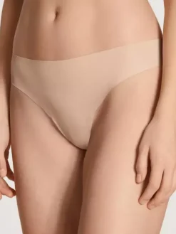 String - Natural Skin