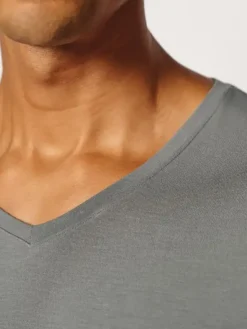 V-Shirt kurzarm - Calmodal