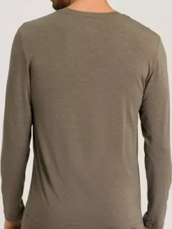 V-Shirt Langarm - Casuals